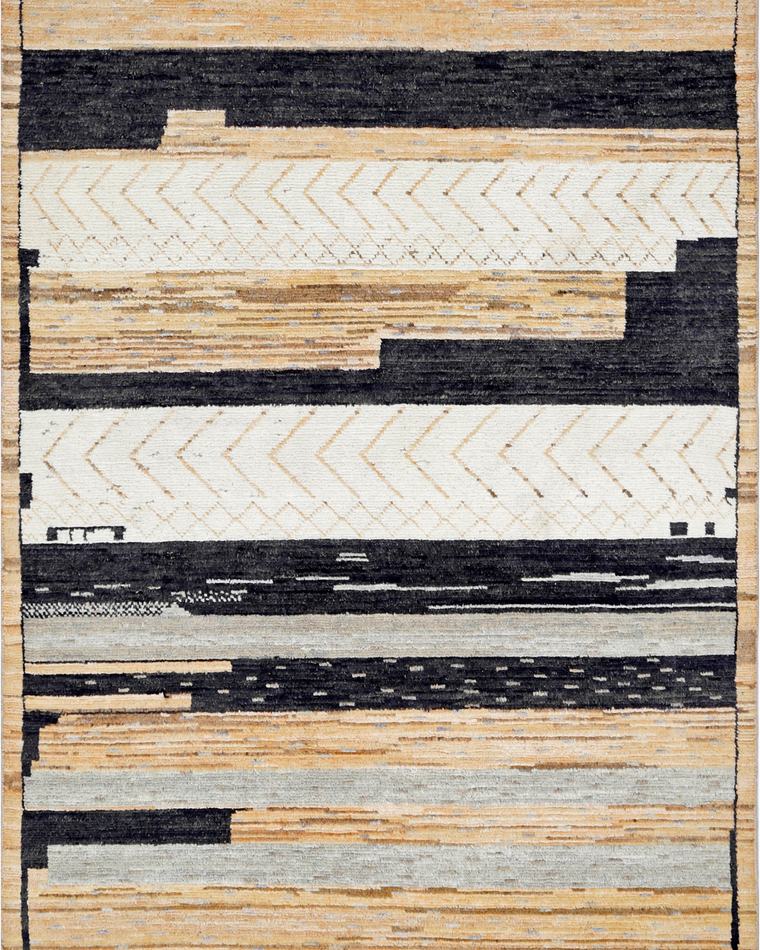 Custom hand-knotted wool rug in ivory and sand, 237 × 149 cm, woven to order by Rug Gossips in Lahore
