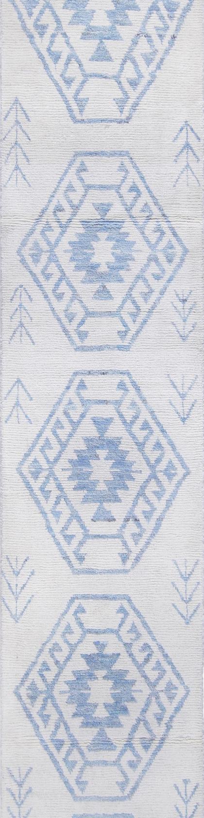 Custom handwoven runner rug in cream and beige, 537 × 88 cm, woven to order by Rug Gossips in Lahore