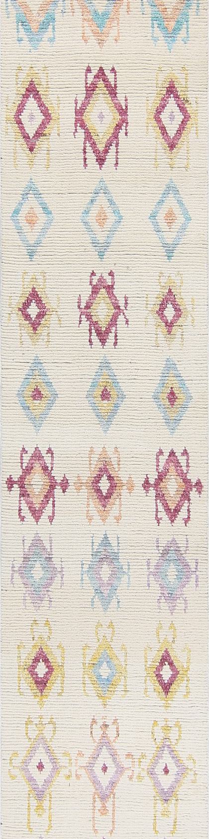 Custom handwoven runner rug in cream and beige, 560 × 84 cm, woven to order by Rug Gossips in Lahore