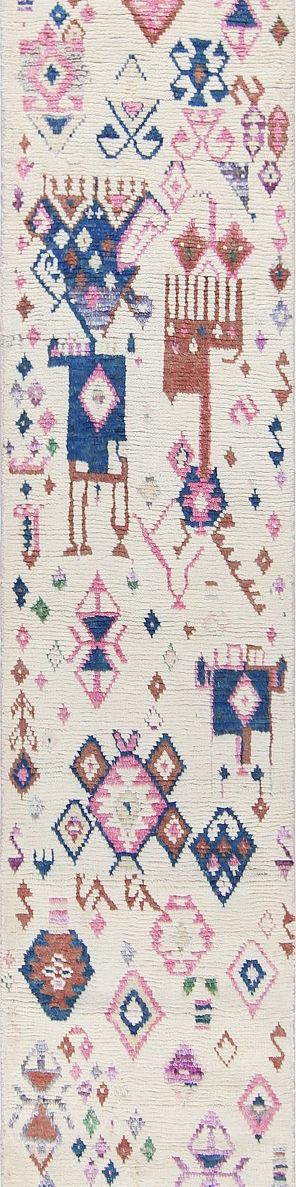 Custom handwoven runner rug in cream and sage, 472 × 81 cm, woven to order by Rug Gossips in Lahore